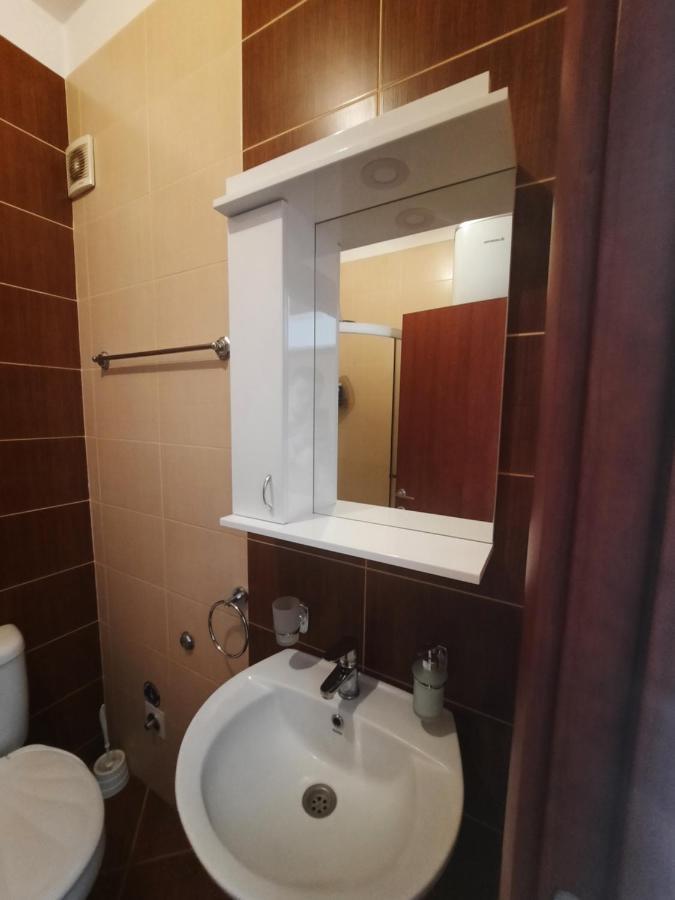Apartment Centrum - Free Private Parking 노비사드 외부 사진