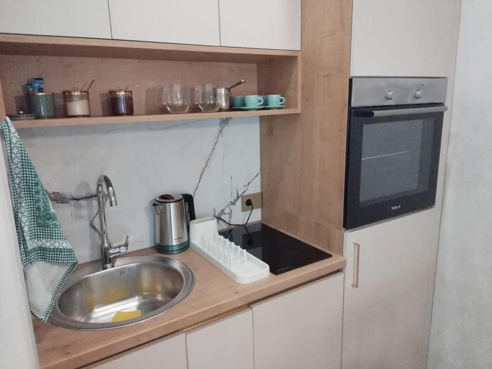Apartment Centrum - Free Private Parking 노비사드 외부 사진
