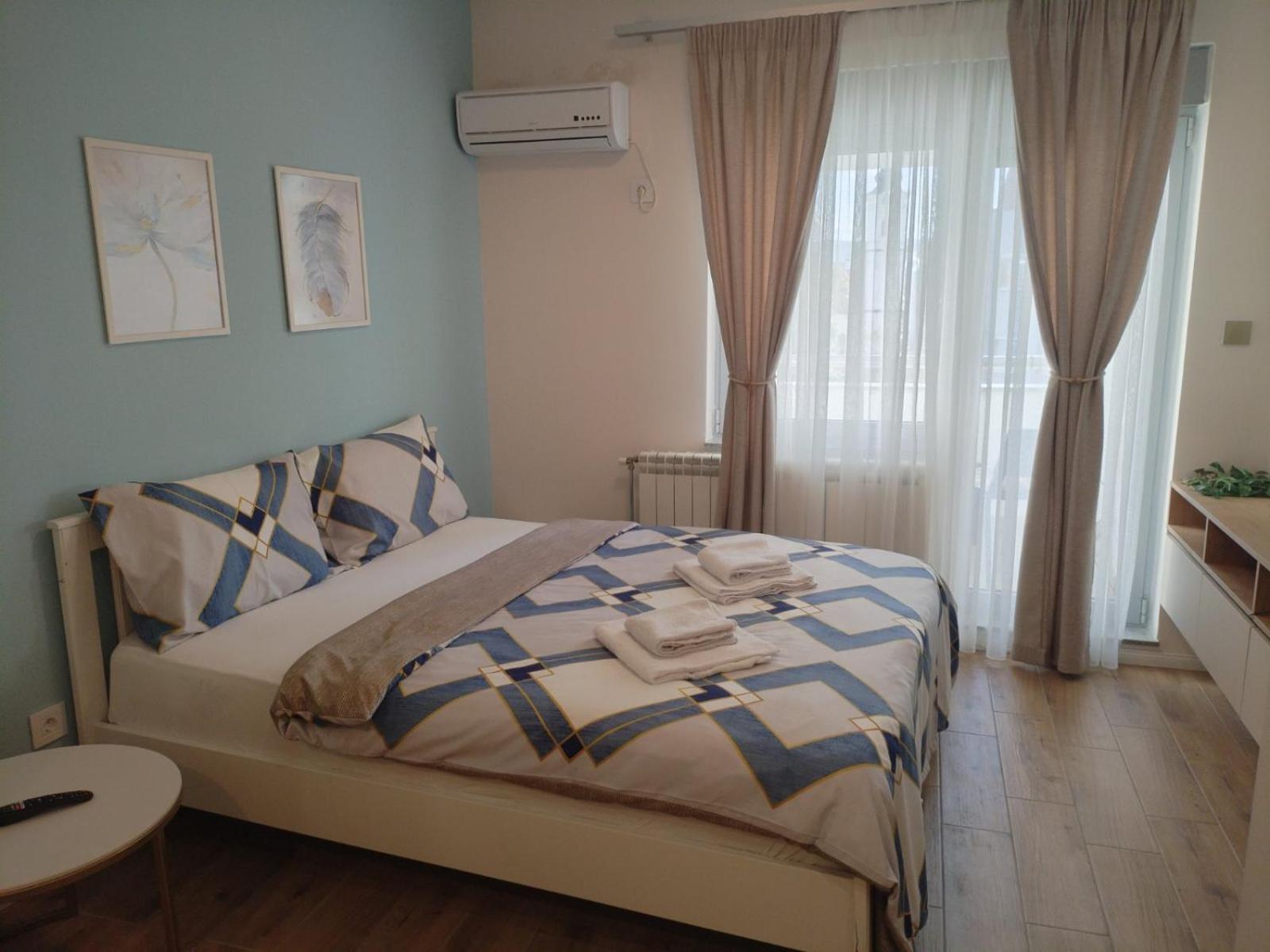 Apartment Centrum - Free Private Parking 노비사드 외부 사진