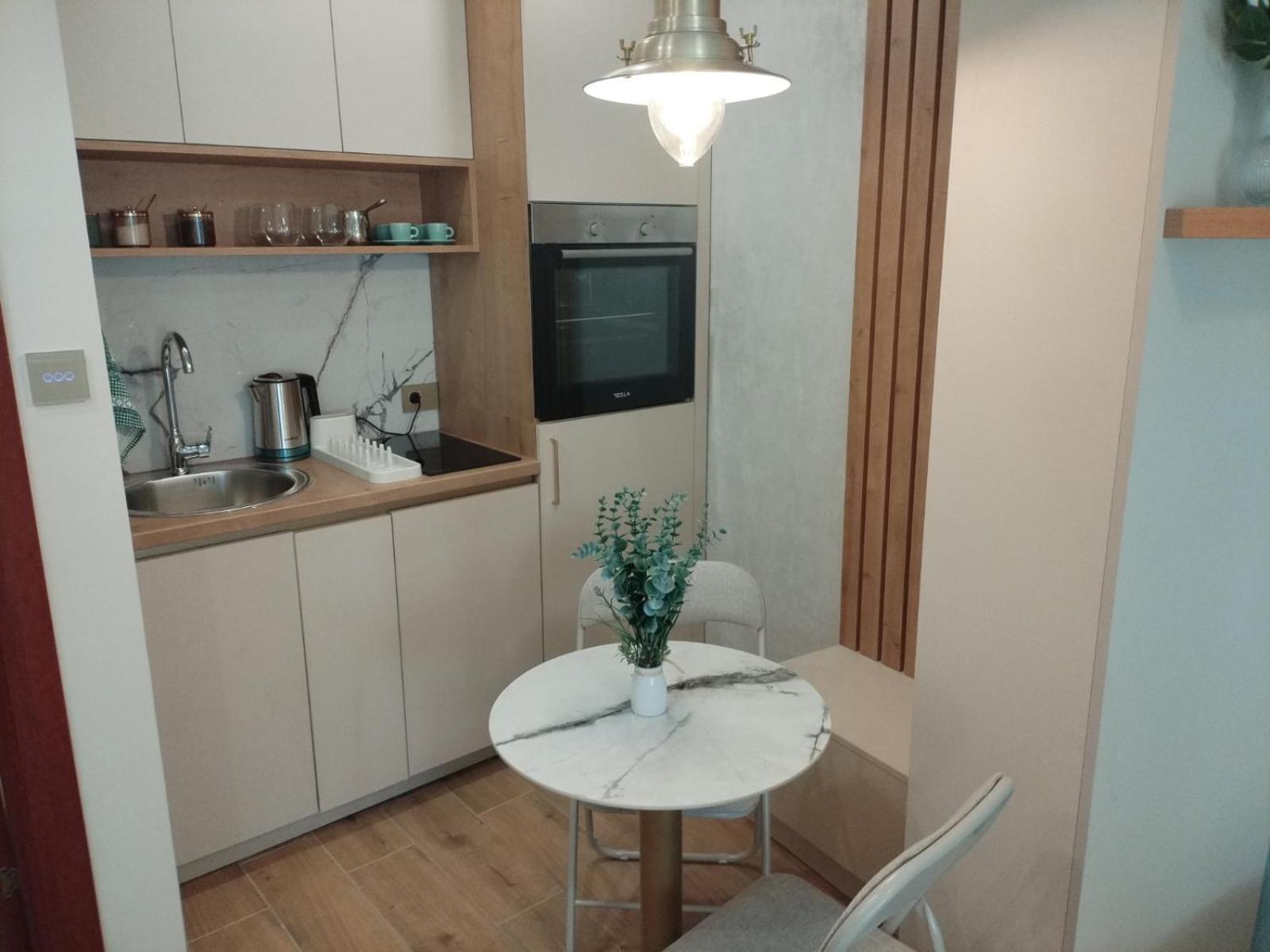 Apartment Centrum - Free Private Parking 노비사드 외부 사진
