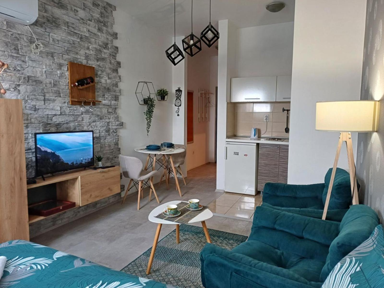 Apartment Centrum - Free Private Parking 노비사드 외부 사진